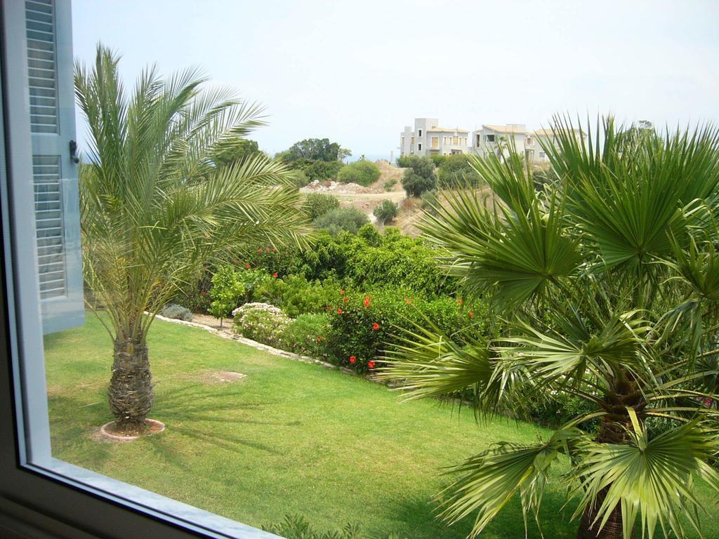 Villa Riverside Polis Szoba fotó